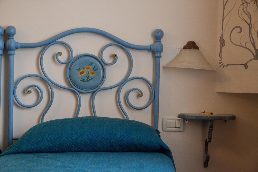 Hotel Locanda Degli Artisti Borgo San Lorenzo Rum bild