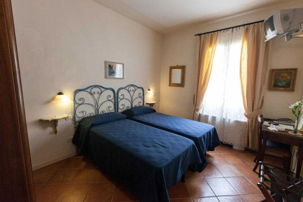 Hotel Locanda Degli Artisti Borgo San Lorenzo Exteriör bild